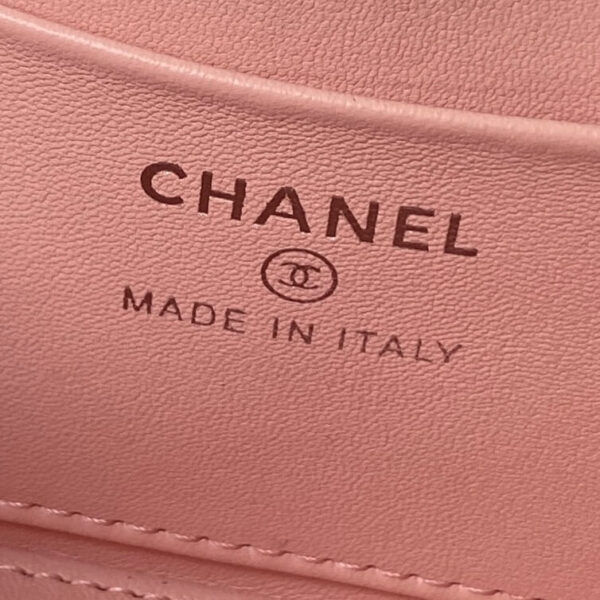 Chanel 22C Pink Caviar Vanity Bag - Image 2