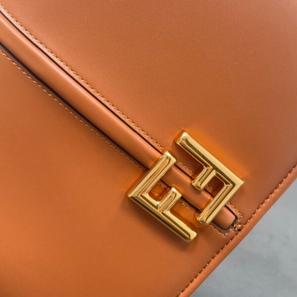 Fendi C’mon Medium Bag - Image 2