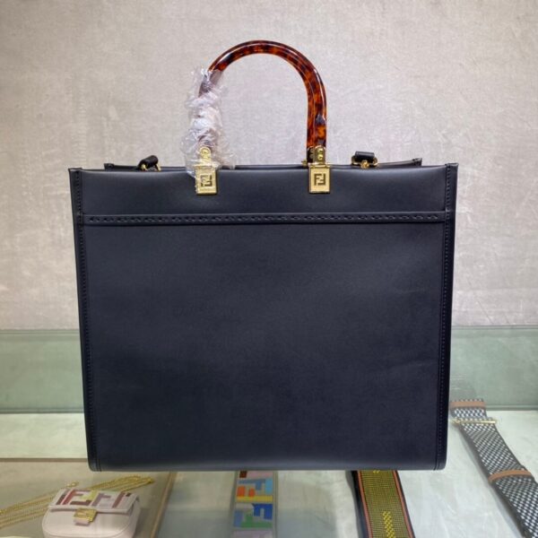 Women Fendi Sunshine Medium Bag Black - Image 2