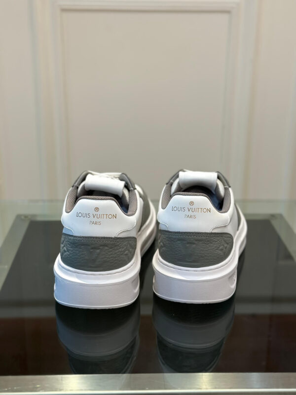 Louis Vuitton Time Out Sneakers - Image 5