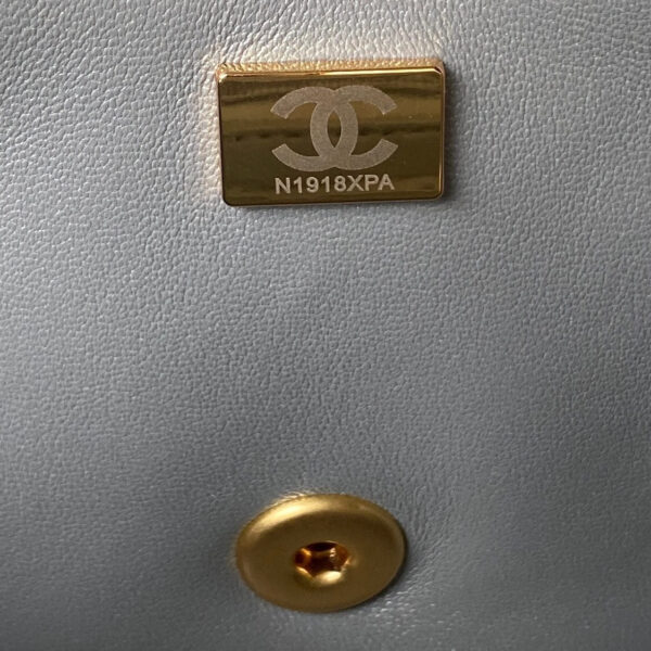 Chanel Lambskin Leather CC Links Top Handle Bag - Image 4