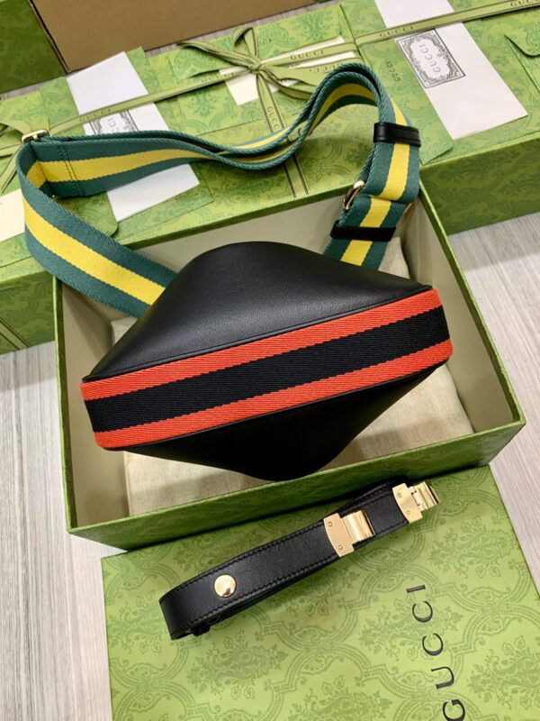 Gucci Attache Small Shoulder Bag Black - Image 6