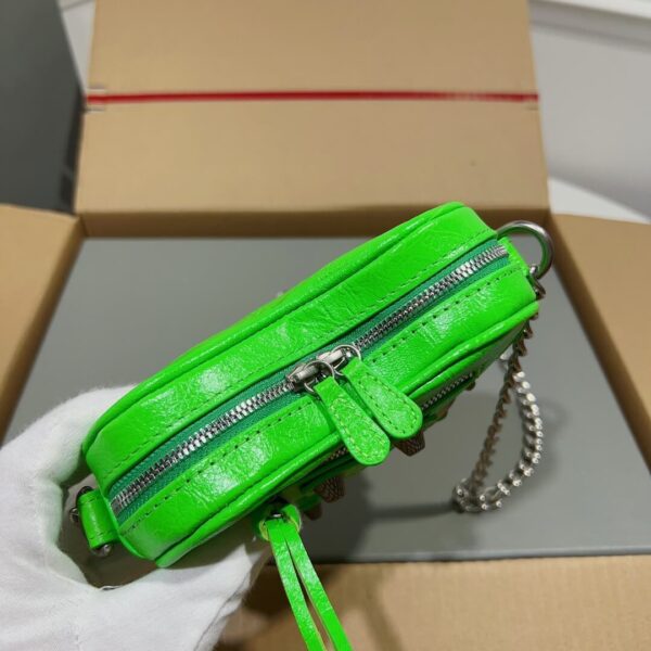 Balenciaga Mini Le Cagole Heart Bag - Image 3