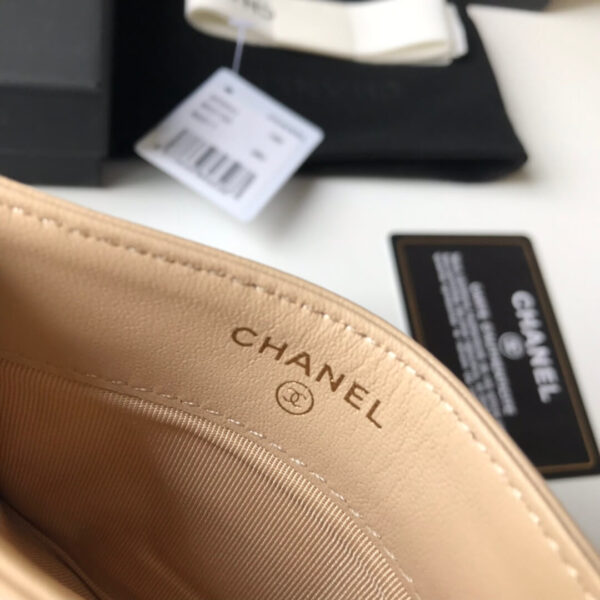 Chanel 19 Leather Beige Card Holder - Image 6