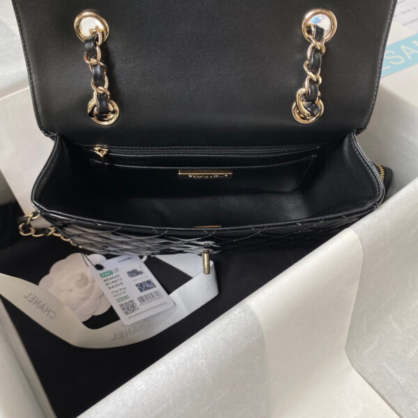 Chanel 24C Backpack with Star Patent Gold - Image 2