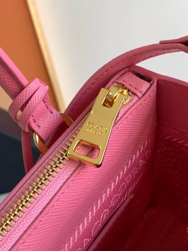 Prada Galleria Saffiano Pink Bag - Image 3