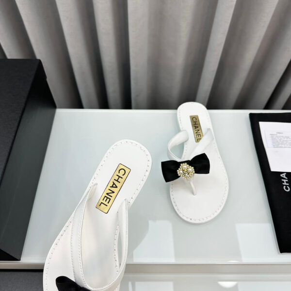 Chanel Flip Flops Sandals - Image 7