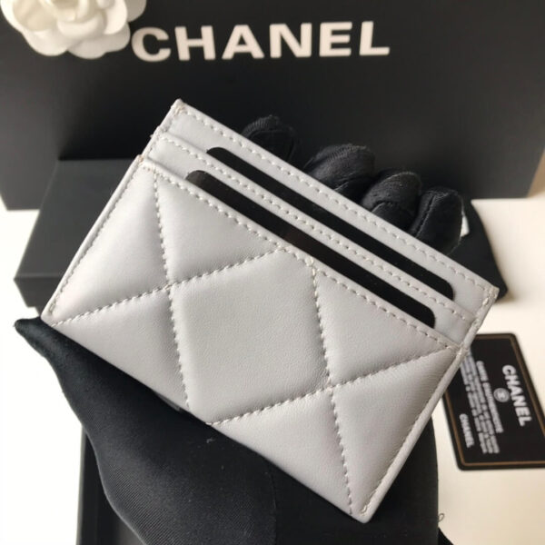 Chanel 19 Leather Card Holder - Image 5