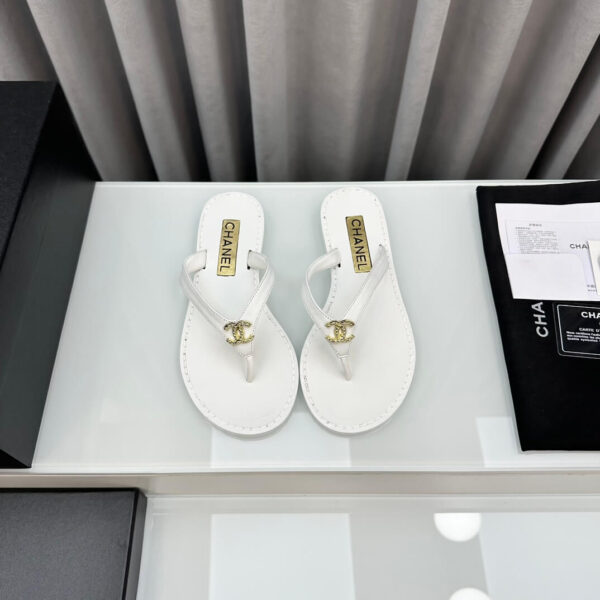 Chanel Flip Flops Sandals - Image 3