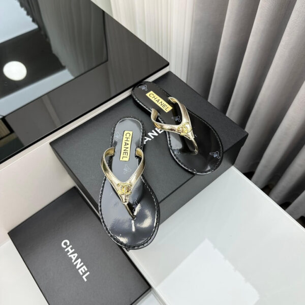 Chanel Flip Flops Sandals - Image 5