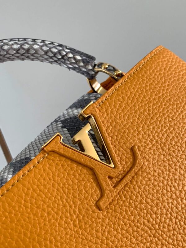 LV Capucines BB Bag - Image 3