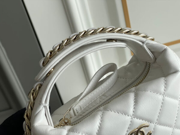 Chanel 23C Round Cruise Pouch White Bag - Image 3