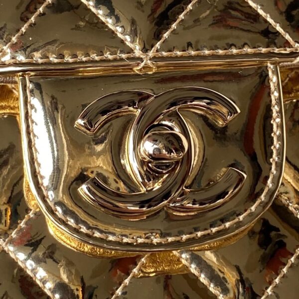 Chanel 24C Backpack with Star Patent Gold - Image 3