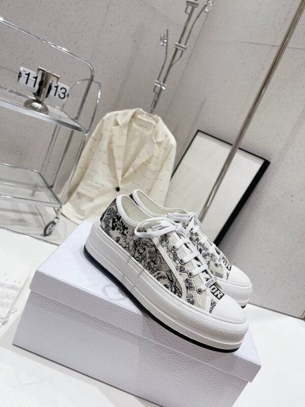 Women Dior walk'n'Dior Platform Sneakers - Image 3