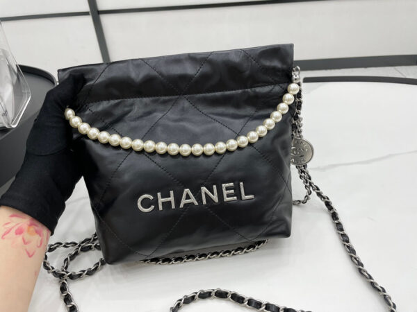 Chanel 22 Small Black Handbag