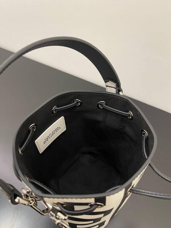 Fendi Mon Tresor Bucket Bag Capsule Leather Black/White - Image 3