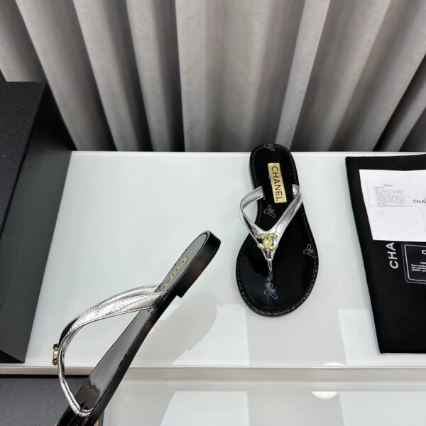 Chanel Flip Flops Sandals - Image 6