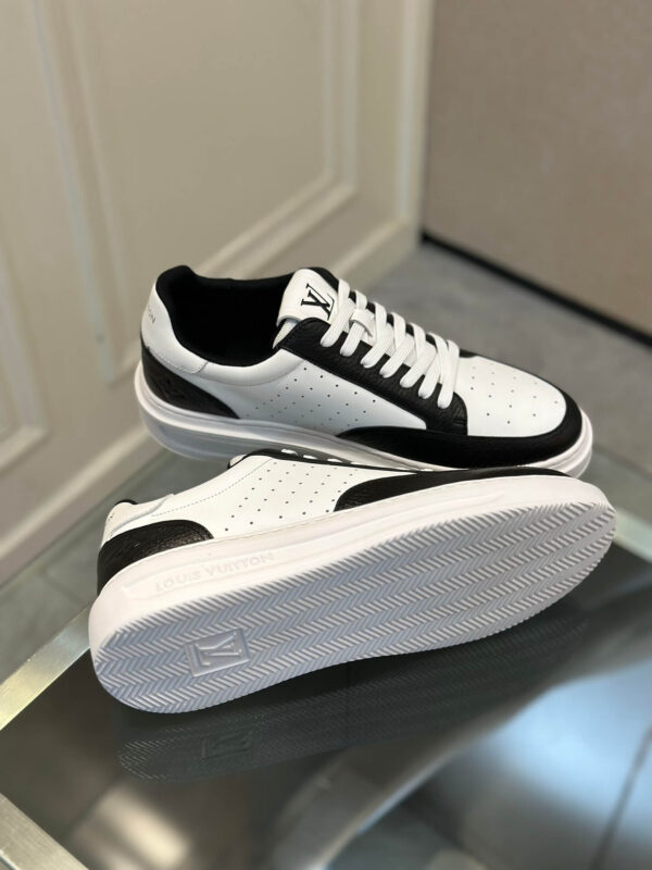 Louis Vuitton Time Out Sneakers - Image 4