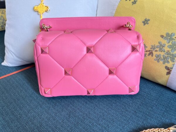 Valentino Garavani Roman Stud Pink Bag - Image 4