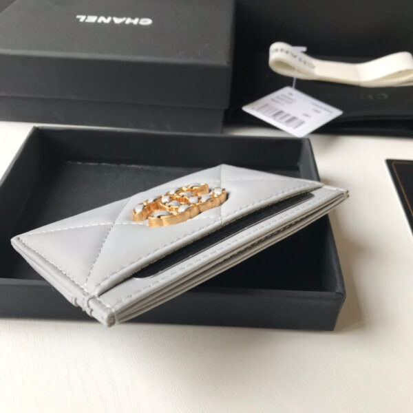 Chanel 19 Leather Card Holder - Image 4