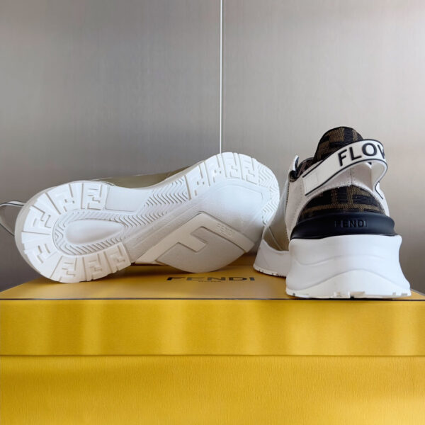 Fendi Flow Men's Leather Sneakers - Image 3