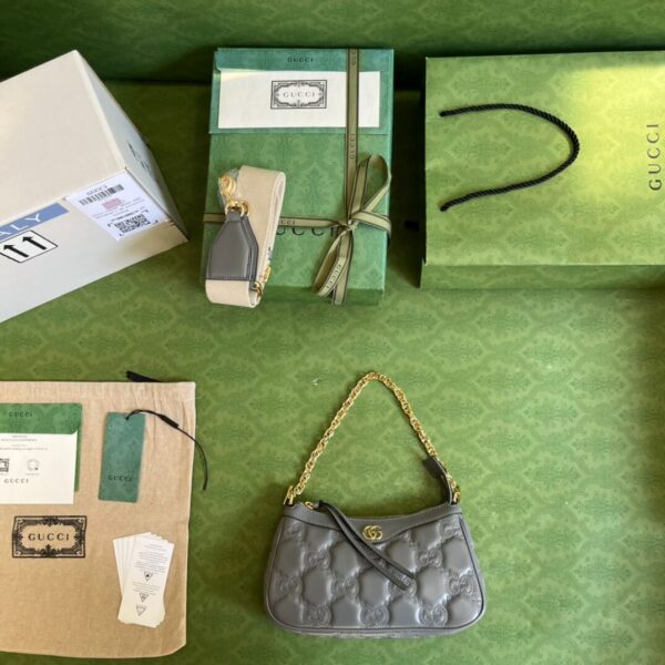 Gucci Matelasse Grey Handbags - Image 6