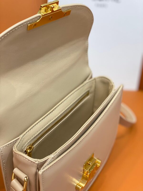 Celine Besace Clea In Shiny Calfskin Leather Bag - Image 3