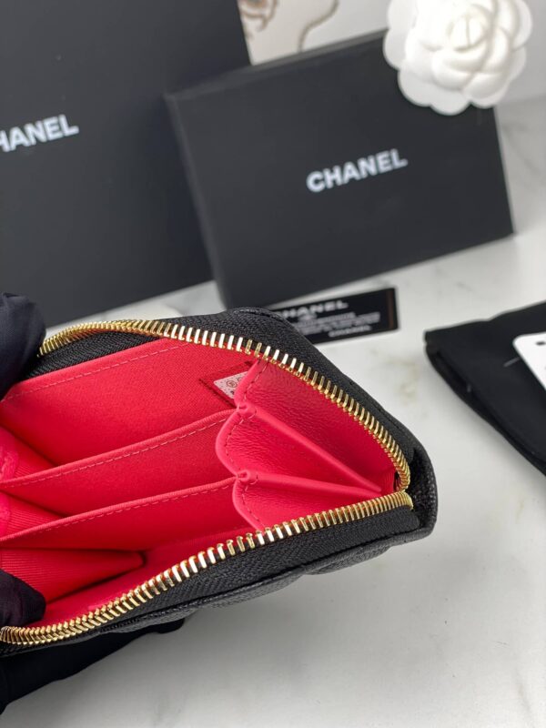 Chanel Zipped Coin Black Purse - Image 6
