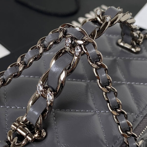 Chanel 22C Caviar Vanity Bag - Image 3