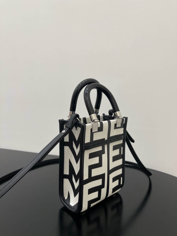 Fendi Mini Sunshine Shopper Bag In Fendi Roma Capsule Leather Black/White - Image 4