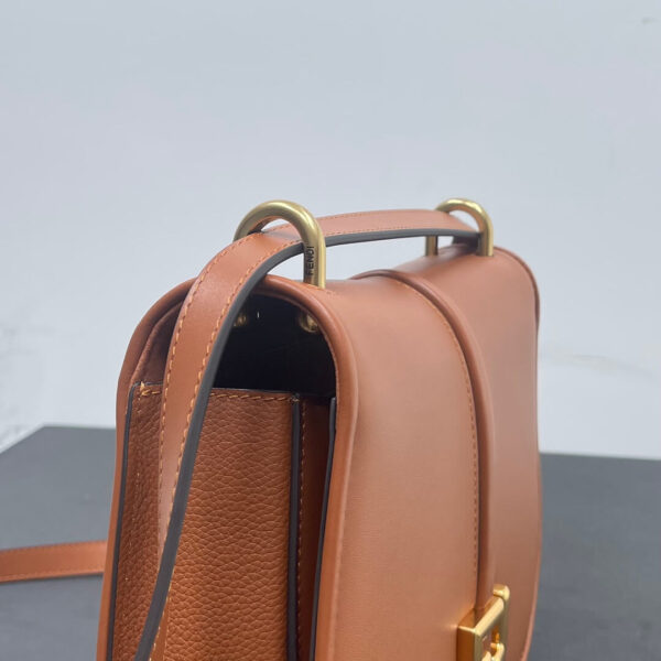 Fendi C’mon Medium Bag - Image 5