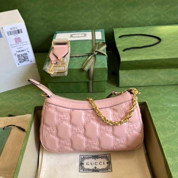 Gucci Matelasse Light Pink Handbags - Image 6