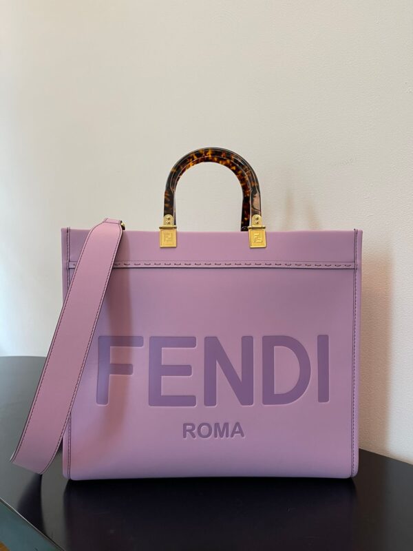 Women Fendi Sunshine Medium Bag Pink