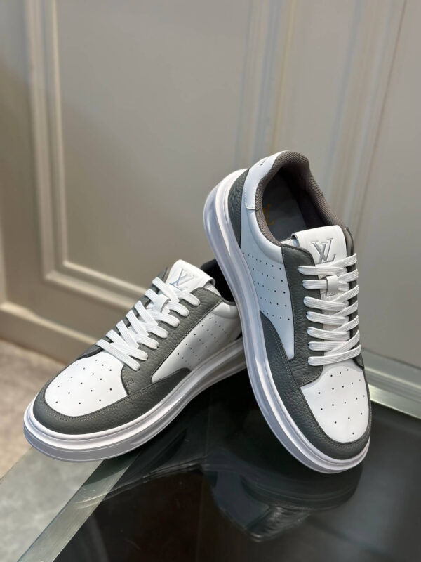 Louis Vuitton Time Out Sneakers - Image 3