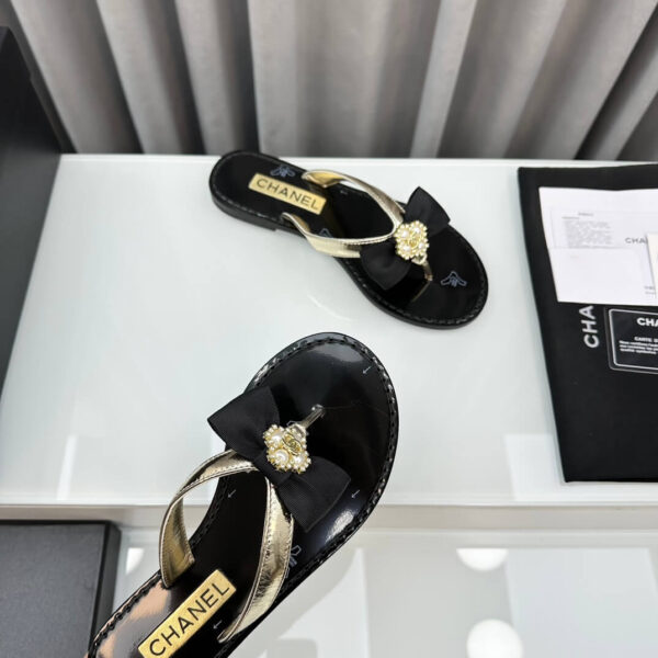 Chanel Flip Flops Sandals - Image 3
