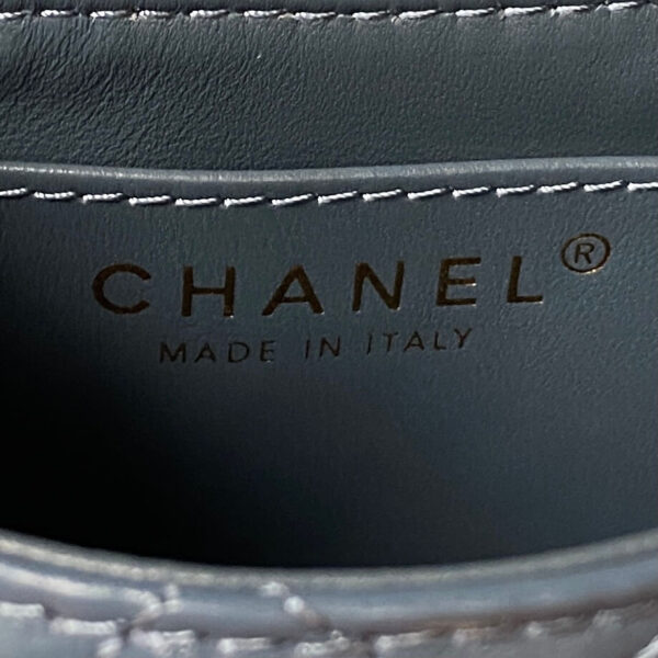 Chanel Small Kelly Shopper Bag - Image 4