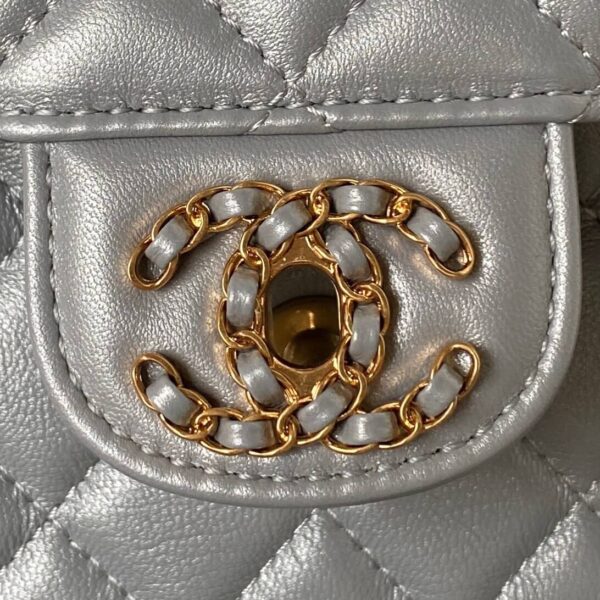 Chanel Lambskin Leather CC Links Top Handle Bag - Image 7