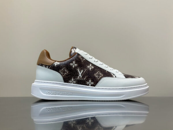 Louis Vuitton Time Out Sneakers - Image 4