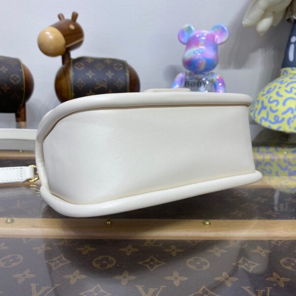 LV Seek and Hide White Bag - Image 5