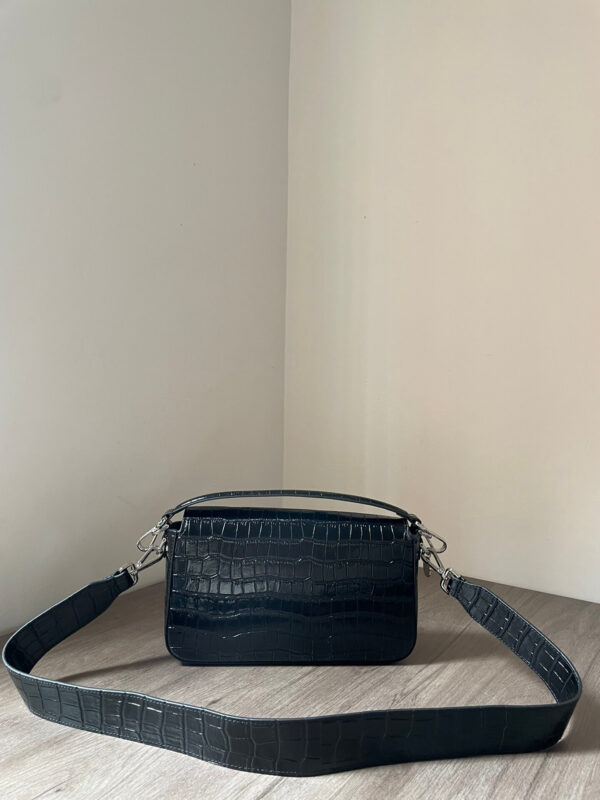 Fendi Baguette Black Bag Crocodile Leather - Image 3
