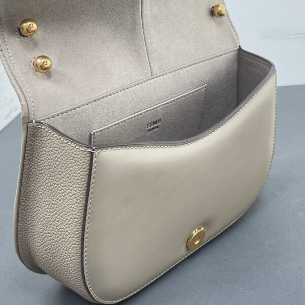 Fendi C’mon Medium Bag - Image 3