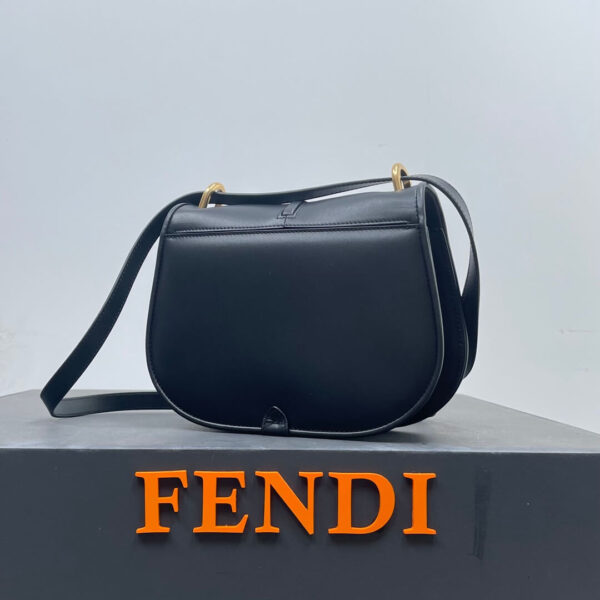 Fendi C’mon Medium Black Bag - Image 3