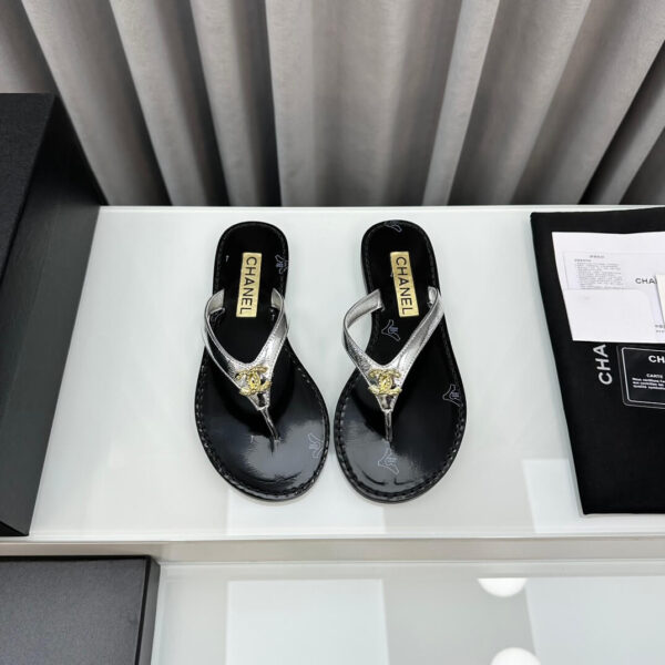 Chanel Flip Flops Sandals - Image 8