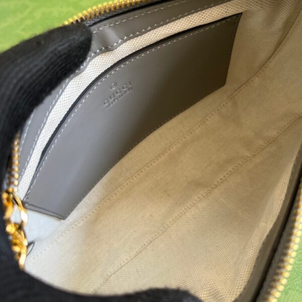 Gucci Matelasse Grey Handbags - Image 5
