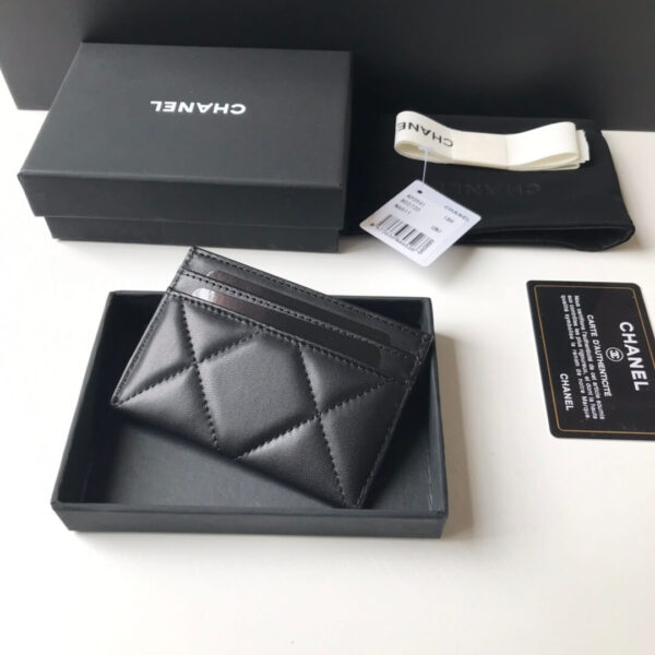 Chanel 19 Leather Black Card Holder - Image 3
