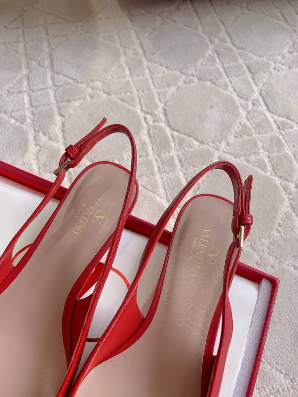 Valentino Garavani Red Slingback with Vlogo - Image 2