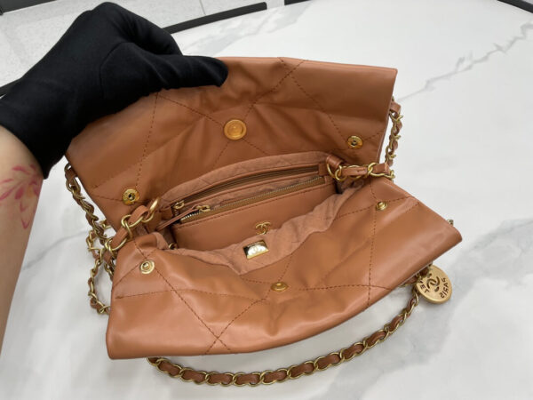 Chanel 22 Small Caramel Handbag - Image 3