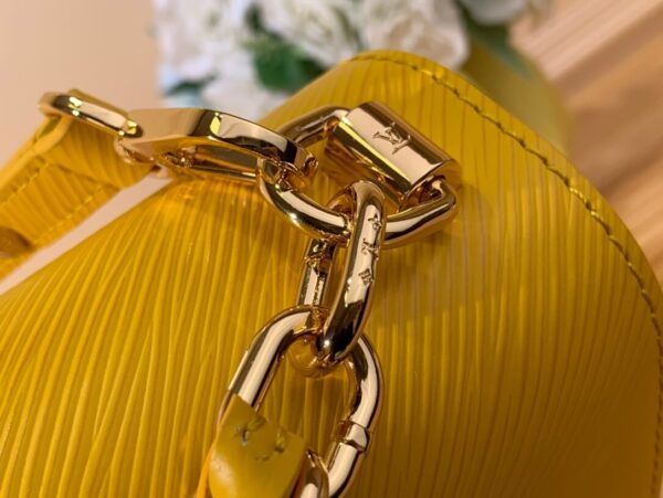 LV Twist Epi Leather Bag - Image 5