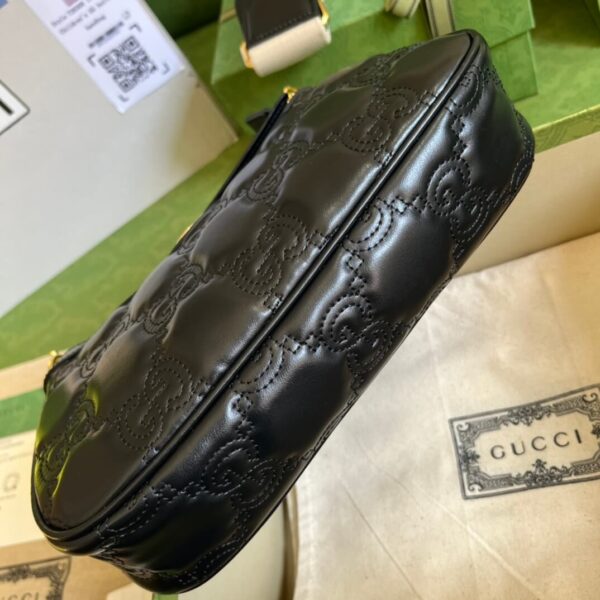 Gucci Matelasse Black Handbags - Image 7
