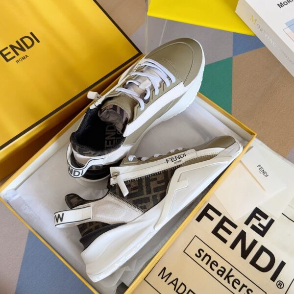 Fendi Flow Men's Leather Sneakers - Image 6